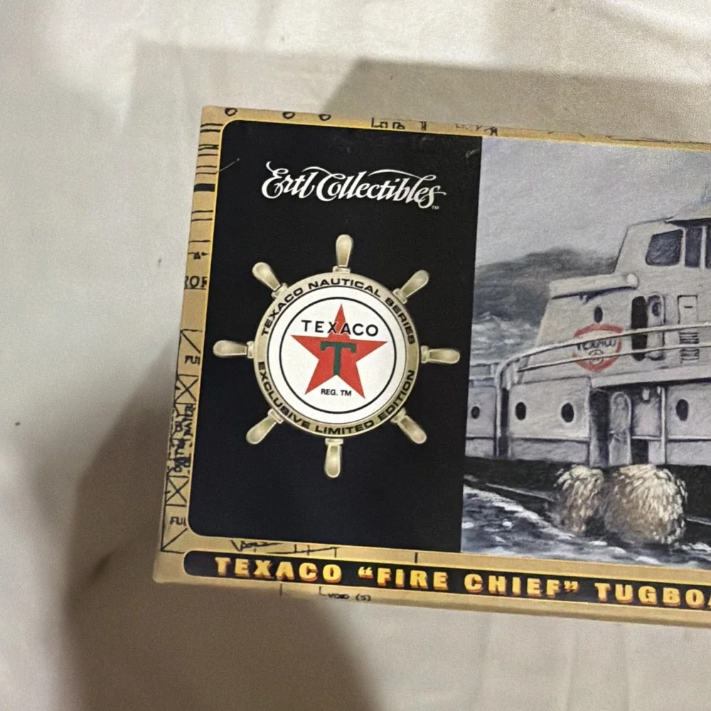 ERTL 2000 TEXACO FIRE CHIEF TUGBOAT DIECAST BANK MILLENNIUM 1ST EDITION, TOWBOAT